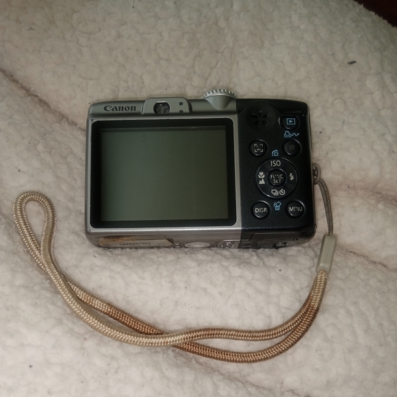 Canon camera - Picture 2 of 3